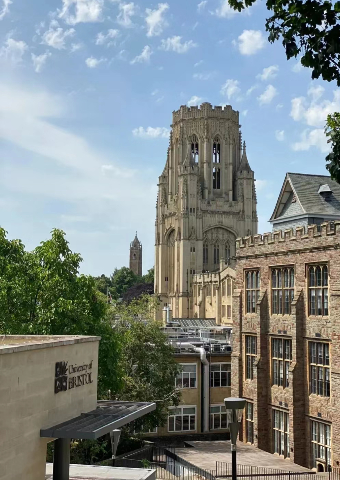 周文洁 布里斯托大学 校园.jpg